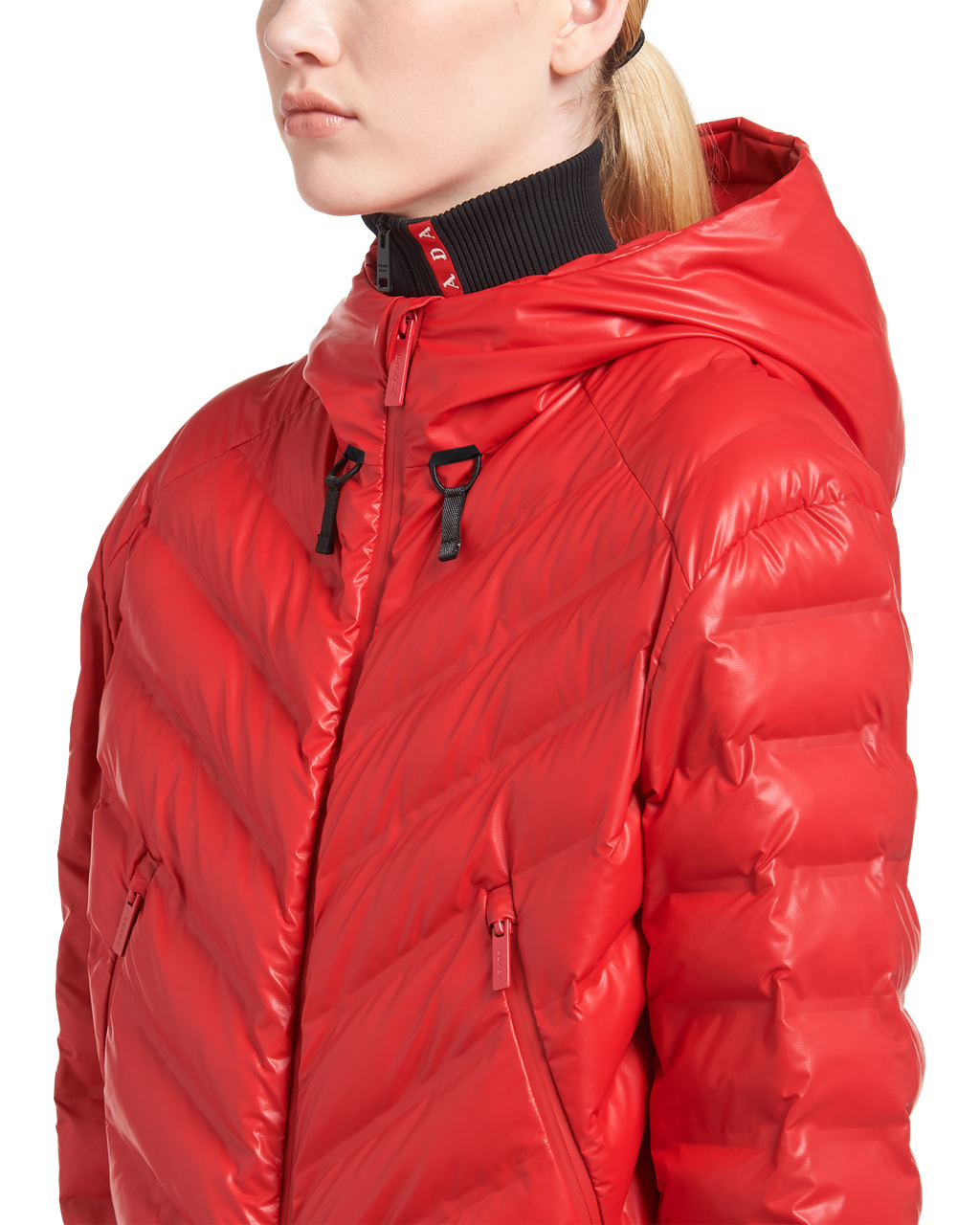 Prada Light Nylon Csuklyás Puffer Jacket Piros | PYISCD369